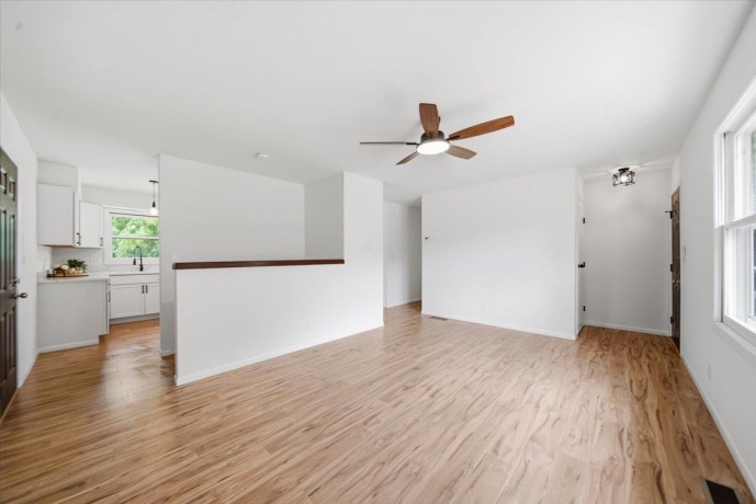 9309 Baldwin, MACHESNEY PARK, Illinois 61115, 4 Bedrooms Bedrooms, ,1 BathroomBathrooms,House,For Sale,Baldwin,202604883