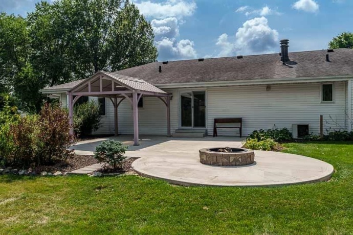7242 MOSS CANYON, CHERRY VALLEY, Illinois 61016, 3 Bedrooms Bedrooms, ,3 BathroomsBathrooms,House,For Sale,MOSS CANYON,202604885