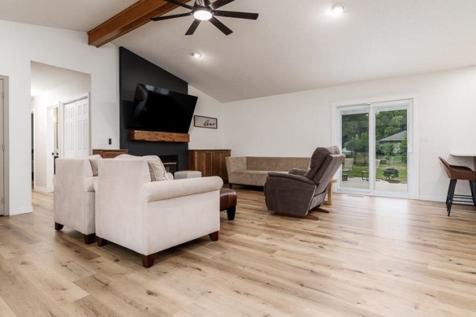 7242 MOSS CANYON, CHERRY VALLEY, Illinois 61016, 3 Bedrooms Bedrooms, ,3 BathroomsBathrooms,House,For Sale,MOSS CANYON,202604885