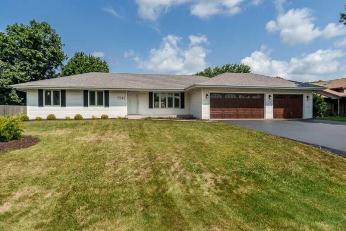 7242 MOSS CANYON, CHERRY VALLEY, Illinois 61016, 3 Bedrooms Bedrooms, ,3 BathroomsBathrooms,House,For Sale,MOSS CANYON,202604885