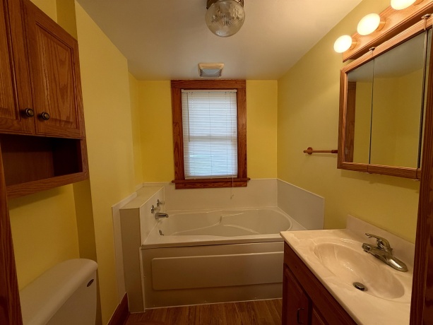 109 Rapp, MOUNT CARROLL, Illinois 61053, 3 Bedrooms Bedrooms, ,2 BathroomsBathrooms,House,For Sale,Rapp,202604887