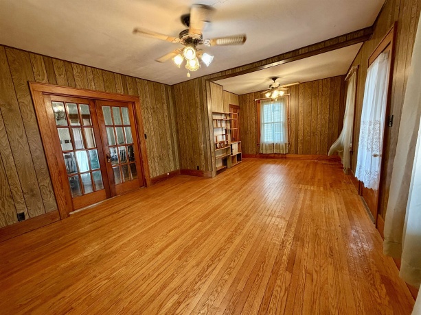 109 Rapp, MOUNT CARROLL, Illinois 61053, 3 Bedrooms Bedrooms, ,2 BathroomsBathrooms,House,For Sale,Rapp,202604887