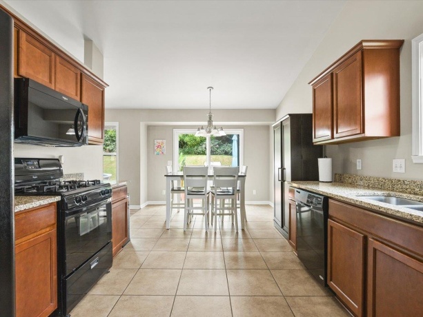 3418 Citadel, ROCKFORD, Illinois 61109, 3 Bedrooms Bedrooms, ,2 BathroomsBathrooms,House,For Sale,Citadel,202604889
