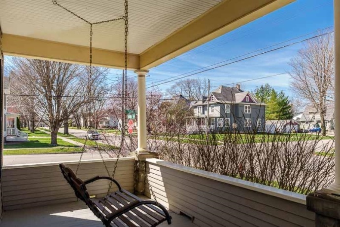 1034 Whitney Blvd, BELVIDERE, Illinois 61008, 3 Bedrooms Bedrooms, ,1 BathroomBathrooms,House,For Sale,Whitney Blvd,202604298