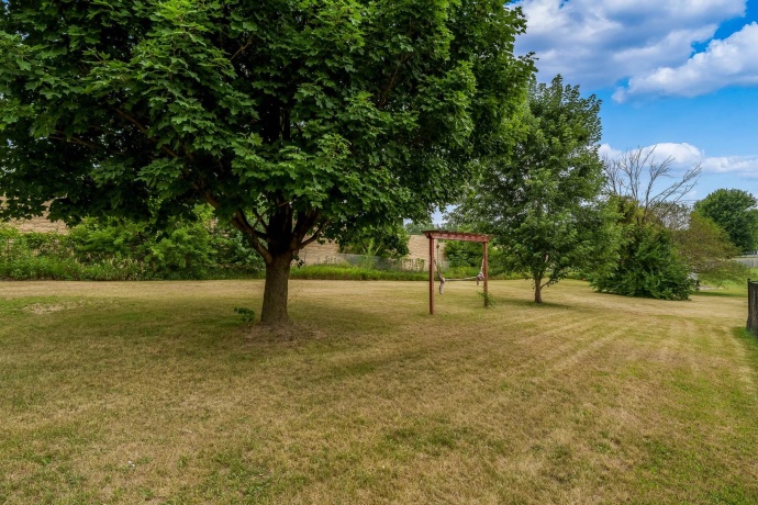 9960 Flint, ROSCOE, Illinois 61073, 3 Bedrooms Bedrooms, ,2 BathroomsBathrooms,House,For Sale,Flint,202604449