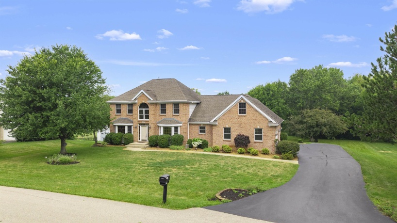 2364 Cairnwell, BELVIDERE, Illinois 61008, 4 Bedrooms Bedrooms, ,3 BathroomsBathrooms,House,For Sale,Cairnwell,202604892
