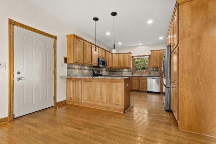 2364 Cairnwell, BELVIDERE, Illinois 61008, 4 Bedrooms Bedrooms, ,3 BathroomsBathrooms,House,For Sale,Cairnwell,202604892