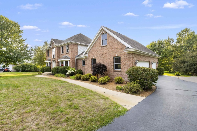 2364 Cairnwell, BELVIDERE, Illinois 61008, 4 Bedrooms Bedrooms, ,3 BathroomsBathrooms,House,For Sale,Cairnwell,202604892