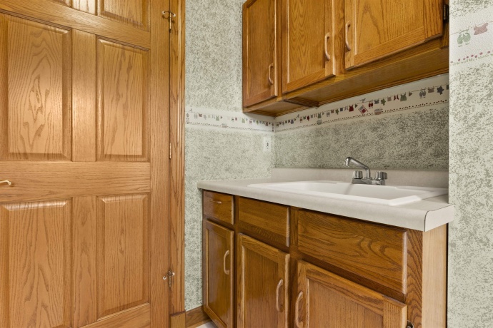 2364 Cairnwell, BELVIDERE, Illinois 61008, 4 Bedrooms Bedrooms, ,3 BathroomsBathrooms,House,For Sale,Cairnwell,202604892
