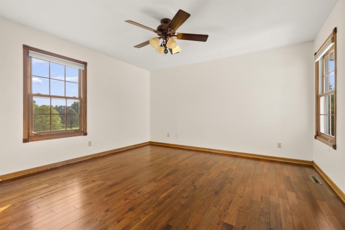 2364 Cairnwell, BELVIDERE, Illinois 61008, 4 Bedrooms Bedrooms, ,3 BathroomsBathrooms,House,For Sale,Cairnwell,202604892