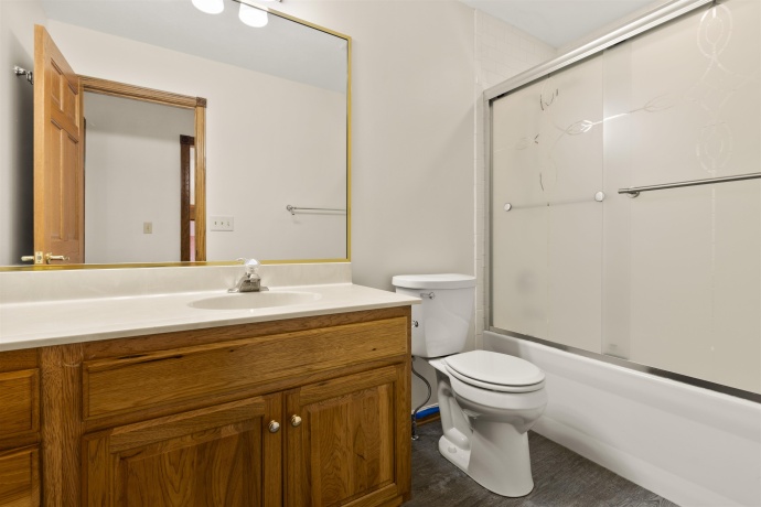 2364 Cairnwell, BELVIDERE, Illinois 61008, 4 Bedrooms Bedrooms, ,3 BathroomsBathrooms,House,For Sale,Cairnwell,202604892