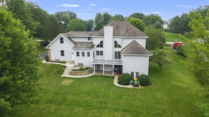 2364 Cairnwell, BELVIDERE, Illinois 61008, 4 Bedrooms Bedrooms, ,3 BathroomsBathrooms,House,For Sale,Cairnwell,202604892
