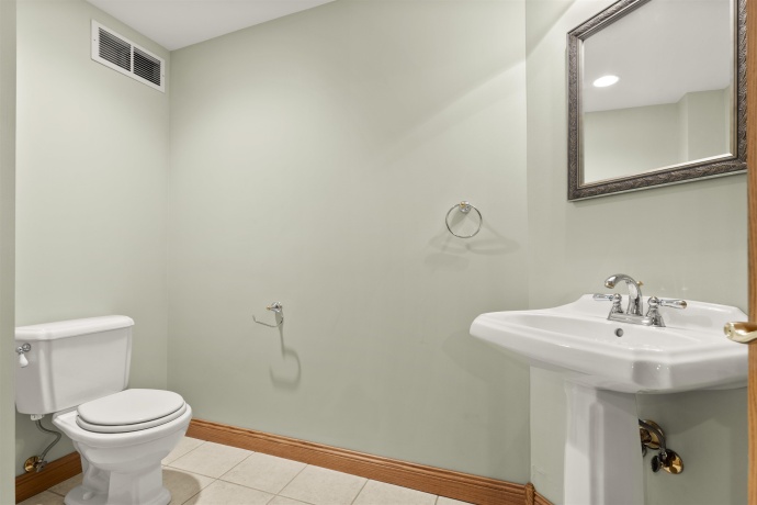 2364 Cairnwell, BELVIDERE, Illinois 61008, 4 Bedrooms Bedrooms, ,3 BathroomsBathrooms,House,For Sale,Cairnwell,202604892
