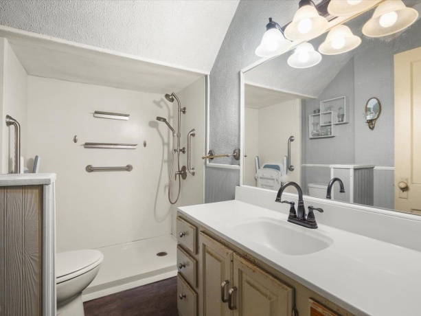 3308 Louise, ROCKFORD, Illinois 61108, 2 Bedrooms Bedrooms, ,1 BathroomBathrooms,House,For Sale,Louise,202604893