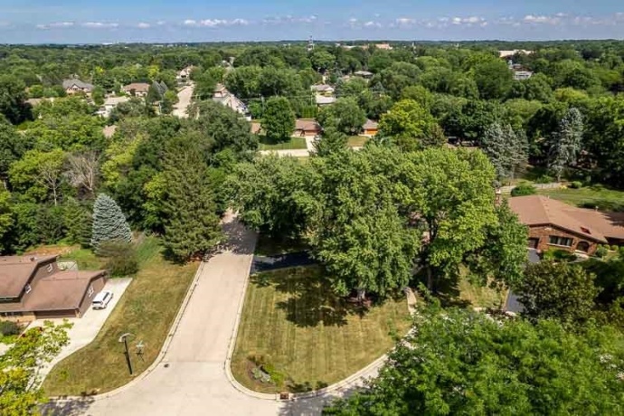 2823 WOODHILL, ROCKFORD, Illinois 61114, 4 Bedrooms Bedrooms, ,2 BathroomsBathrooms,House,For Sale,WOODHILL,202604894