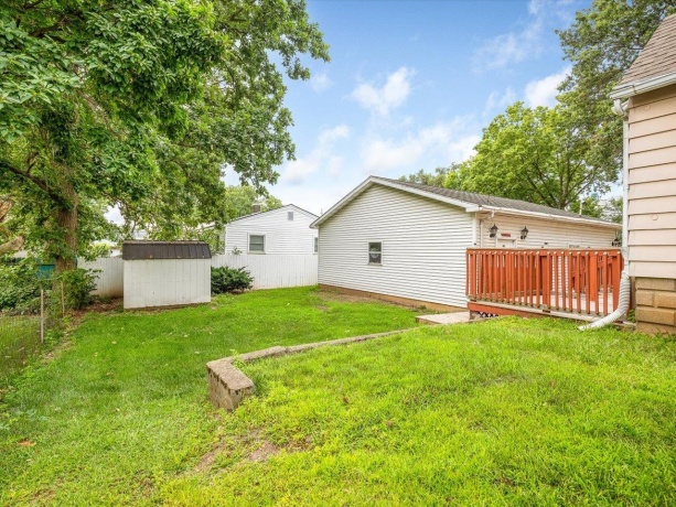 300 4th, ROCK FALLS, Illinois 61071, 3 Bedrooms Bedrooms, ,2 BathroomsBathrooms,House,For Sale,4th,202604895