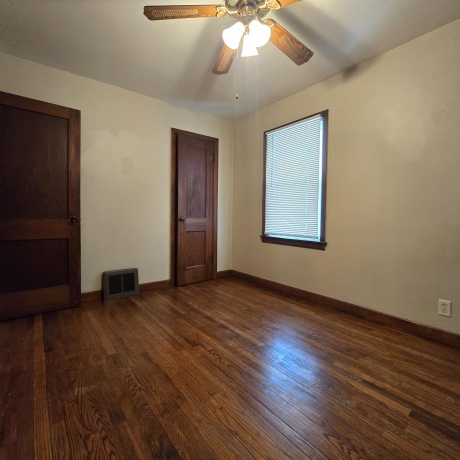 309 9th, ROCK FALLS, Illinois 61071, 4 Bedrooms Bedrooms, ,2 BathroomsBathrooms,House,For Sale,9th,202604896