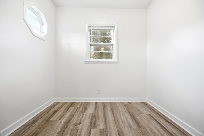 203 Pearl, LOVES PARK, Illinois 61111, 2 Bedrooms Bedrooms, ,1 BathroomBathrooms,House,For Sale,Pearl,202604898