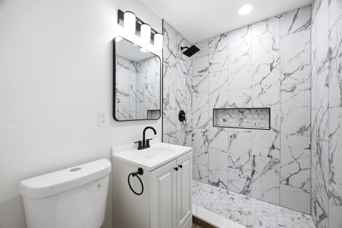 203 Pearl, LOVES PARK, Illinois 61111, 2 Bedrooms Bedrooms, ,1 BathroomBathrooms,House,For Sale,Pearl,202604898