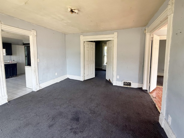 427 9th, ROCKFORD, Illinois 61104, ,2 Units,For Sale,9th,202604899