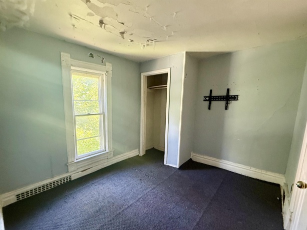 427 9th, ROCKFORD, Illinois 61104, ,2 Units,For Sale,9th,202604899