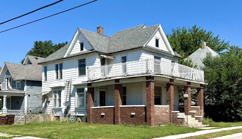 427 9th, ROCKFORD, Illinois 61104, ,2 Units,For Sale,9th,202604899