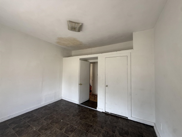 427 9th, ROCKFORD, Illinois 61104, ,2 Units,For Sale,9th,202604899