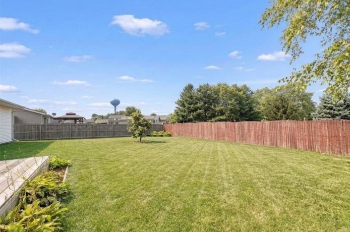 651 Purple Sage, ROSCOE, Illinois 61073, 3 Bedrooms Bedrooms, ,2 BathroomsBathrooms,House,For Sale,Purple Sage,202604900