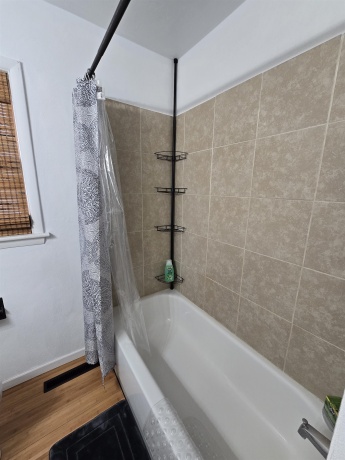 2108 23rd, ROCKFORD, Illinois 61108, 2 Bedrooms Bedrooms, ,1 BathroomBathrooms,House,For Sale,23rd,202604610