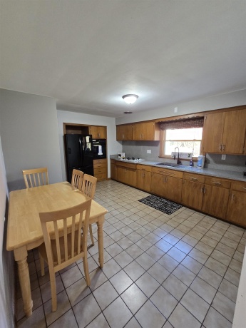 2108 23rd, ROCKFORD, Illinois 61108, 2 Bedrooms Bedrooms, ,1 BathroomBathrooms,House,For Sale,23rd,202604610