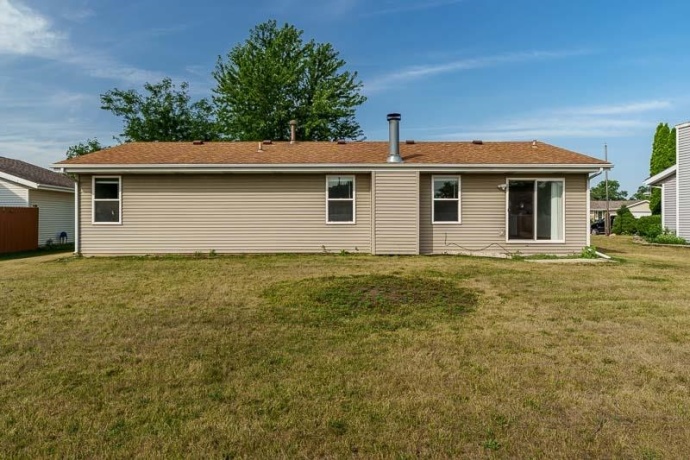 14723 Hunters, SOUTH BELOIT, Illinois 61080, 3 Bedrooms Bedrooms, ,2 BathroomsBathrooms,House,For Sale,Hunters,202604904