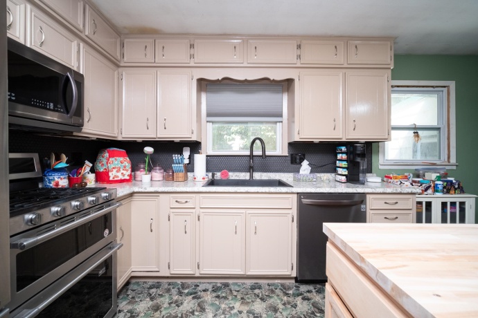 8016 Cameo, MACHESNEY PARK, Illinois 61115, 3 Bedrooms Bedrooms, ,2 BathroomsBathrooms,House,For Sale,Cameo,202604905