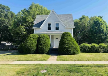 1904 12TH, ROCKFORD, Illinois 61104, 3 Bedrooms Bedrooms, ,2 BathroomsBathrooms,House,For Sale,12TH,202603116