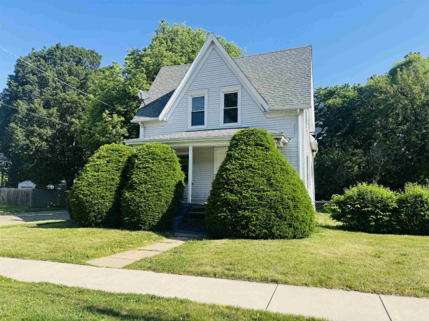 1904 12TH, ROCKFORD, Illinois 61104, 3 Bedrooms Bedrooms, ,2 BathroomsBathrooms,House,For Sale,12TH,202603116