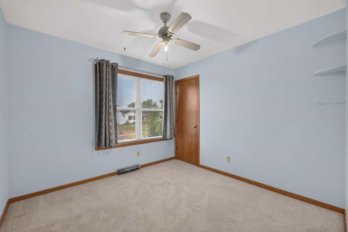 4432 Chesterfield, ROCKFORD, Illinois 61109, 3 Bedrooms Bedrooms, ,2 BathroomsBathrooms,House,For Sale,Chesterfield,202604831
