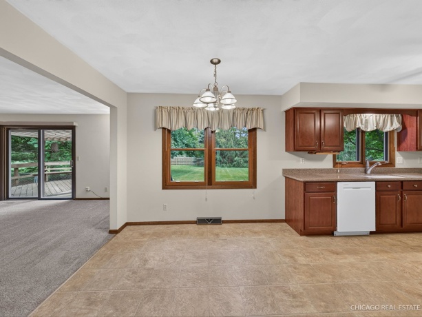 6151 Lippincott, ROCKFORD, Illinois 61107, 4 Bedrooms Bedrooms, ,2 BathroomsBathrooms,House,For Sale,Lippincott,202604901