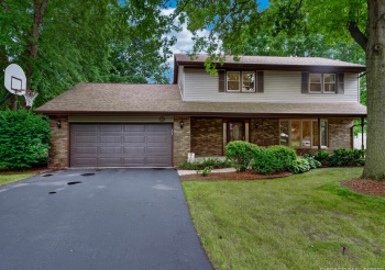 6151 Lippincott, ROCKFORD, Illinois 61107, 4 Bedrooms Bedrooms, ,2 BathroomsBathrooms,House,For Sale,Lippincott,202604901