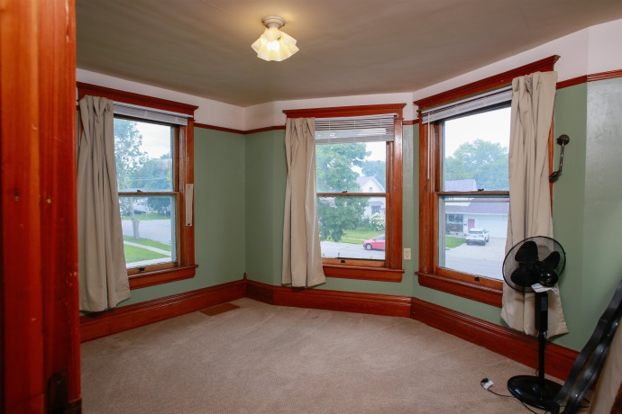 414 Oak, LENA, Illinois 61048, 5 Bedrooms Bedrooms, ,3 BathroomsBathrooms,House,For Sale,Oak,202604910