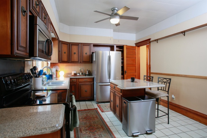 414 Oak, LENA, Illinois 61048, 5 Bedrooms Bedrooms, ,3 BathroomsBathrooms,House,For Sale,Oak,202604910
