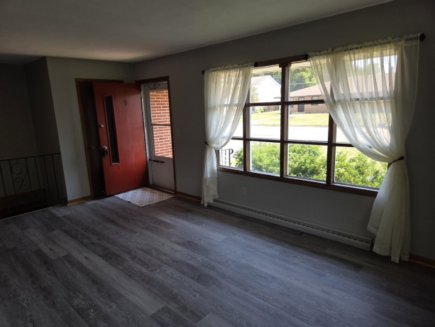 592 Donna, ROCKFORD, Illinois 61107, ,2 Units,For Sale,Donna,202604911