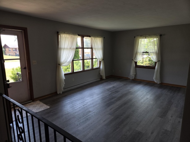 592 Donna, ROCKFORD, Illinois 61107, ,2 Units,For Sale,Donna,202604911