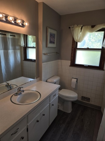 592 Donna, ROCKFORD, Illinois 61107, ,2 Units,For Sale,Donna,202604911