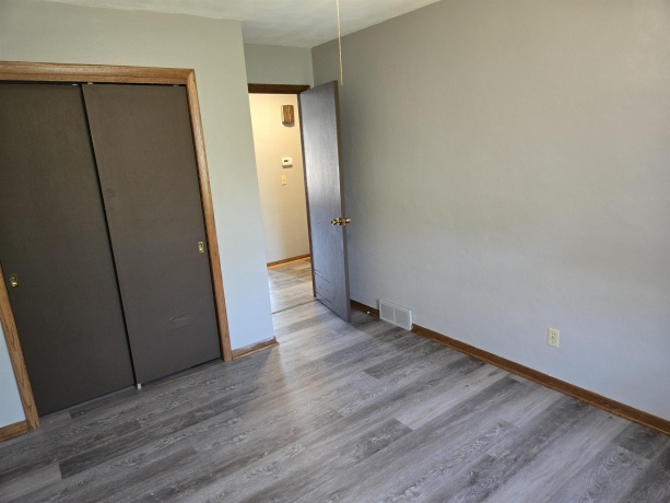 592 Donna, ROCKFORD, Illinois 61107, ,2 Units,For Sale,Donna,202604911