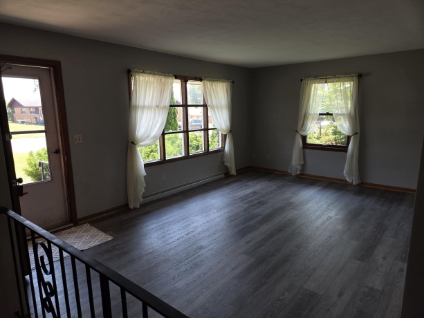 592 Donna, ROCKFORD, Illinois 61107, ,2 Units,For Sale,Donna,202604911