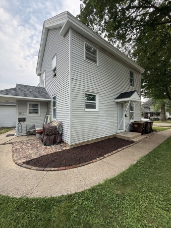 607 Jackson, MOUNT CARROLL, Illinois 61053, ,3 - 4 Units,For Sale,Jackson,202604912