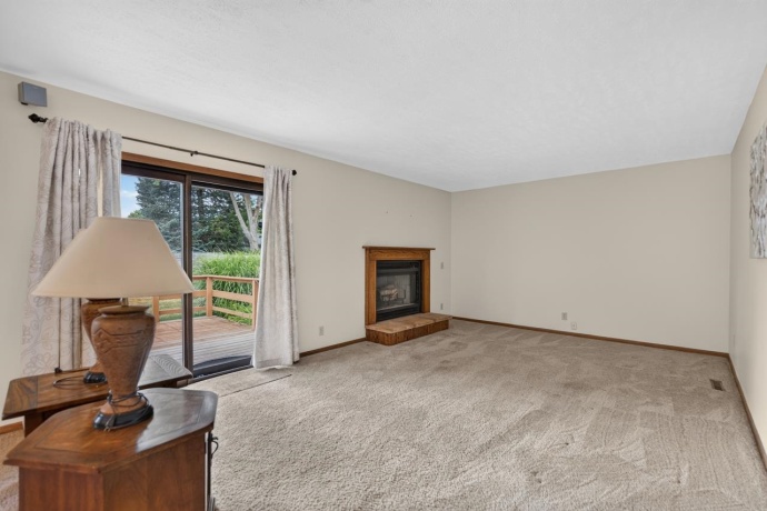 4930 MINNS, MACHESNEY PARK, Illinois 61115, 3 Bedrooms Bedrooms, ,2 BathroomsBathrooms,House,For Sale,MINNS,202604570
