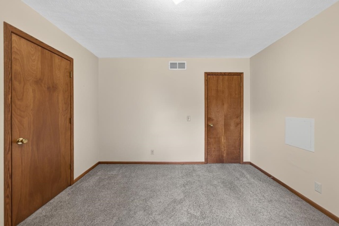 4930 MINNS, MACHESNEY PARK, Illinois 61115, 3 Bedrooms Bedrooms, ,2 BathroomsBathrooms,House,For Sale,MINNS,202604570