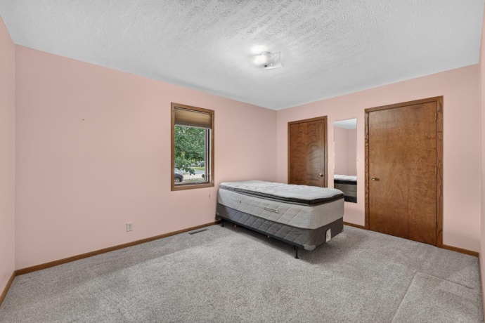 4930 MINNS, MACHESNEY PARK, Illinois 61115, 3 Bedrooms Bedrooms, ,2 BathroomsBathrooms,House,For Sale,MINNS,202604570