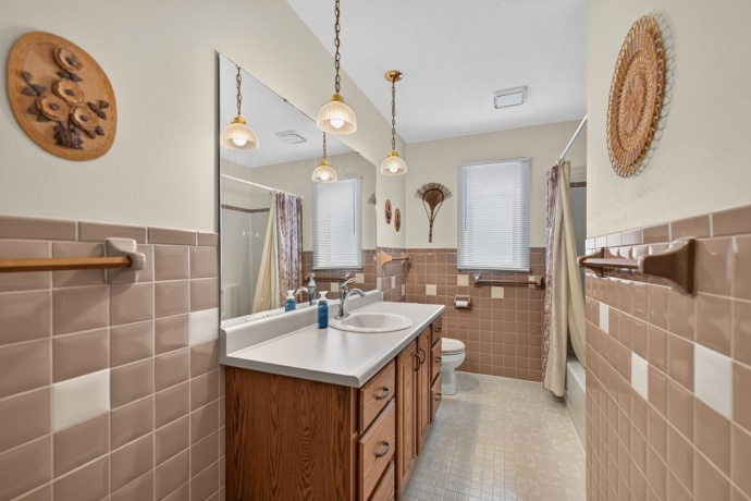 4930 MINNS, MACHESNEY PARK, Illinois 61115, 3 Bedrooms Bedrooms, ,2 BathroomsBathrooms,House,For Sale,MINNS,202604570
