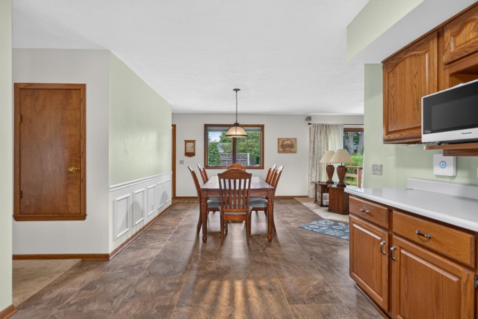 4930 MINNS, MACHESNEY PARK, Illinois 61115, 3 Bedrooms Bedrooms, ,2 BathroomsBathrooms,House,For Sale,MINNS,202604570